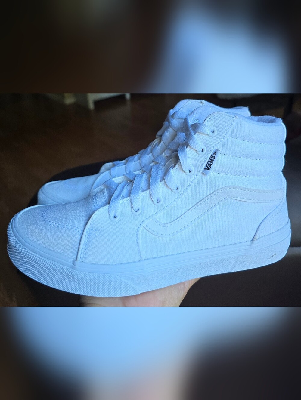 Sz 4.0 Big Kids VANS CLASSIC SK8-HI True White